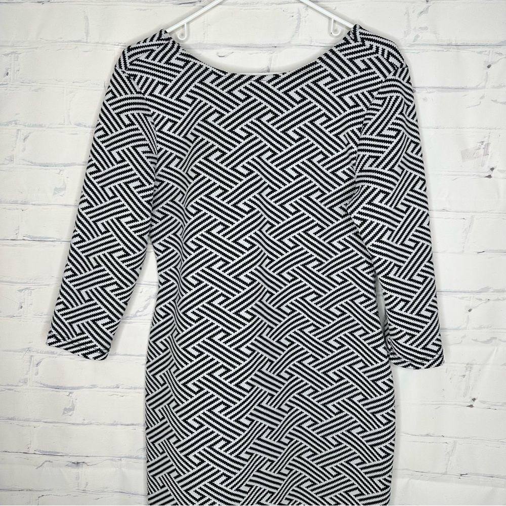 RD Style large dress